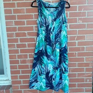 ✔ Croft & Barrow rayon shift dress, sz M